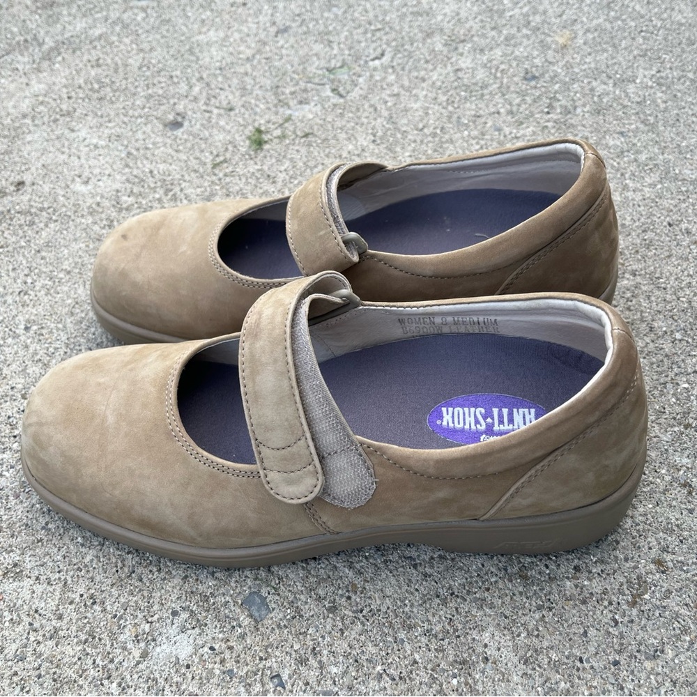 Apex anti shok tan leather Mary Jane shoes